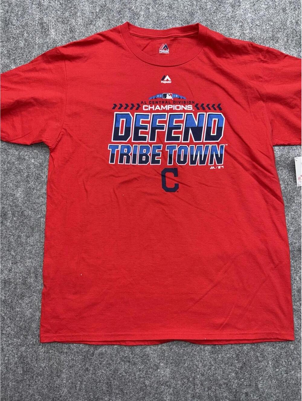 NWT Cleveland Indians Guardians 2018 Division Champion Defend Tribe Town TShirt